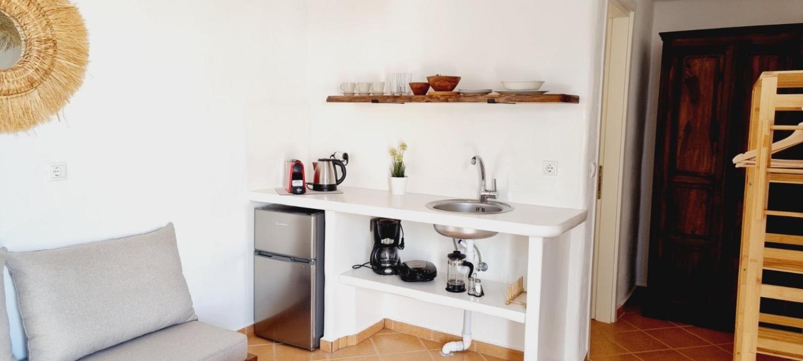 Syros Apartments Suites Chryssonisos Kíni Kültér fotó